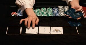 Hướng Dẫn Cách Chơi Poker Hoàn Chỉnh Nhất Cho Tân Thủ